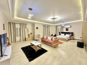 Luxury Private Studio